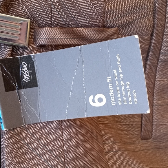 Mossimo Modern Fit Bootcut Leg size 6 BNWT.. - Picture 3 of 9